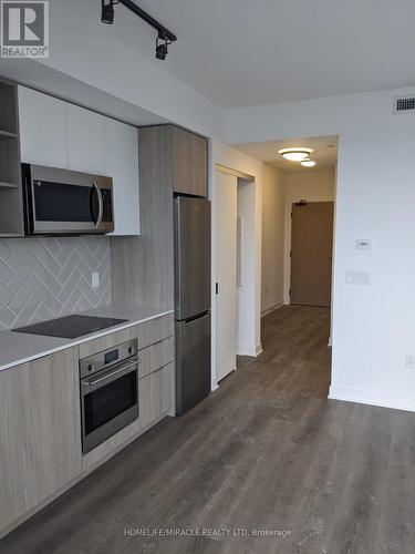 1710 - 36 Zorra Street, Toronto, ON - Indoor Photo Showing Kitchen