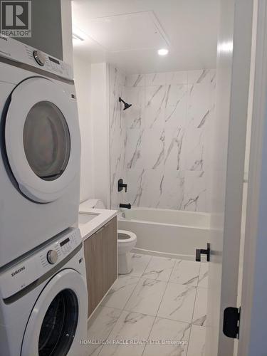 1710 - 36 Zorra Street, Toronto, ON - Indoor Photo Showing Laundry Room