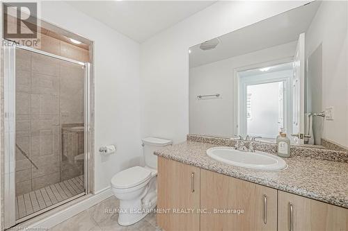 608 - 399 Elizabeth Street, Burlington, ON - Indoor Photo Showing Bathroom