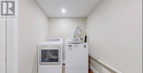 225 Simon Street, Shelburne, ON - Indoor Photo Showing Laundry Room