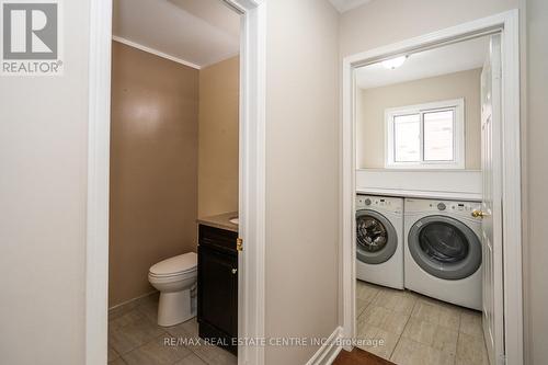 416 Olde Village Lane, Shelburne, ON - Indoor Photo Showing Laundry Room