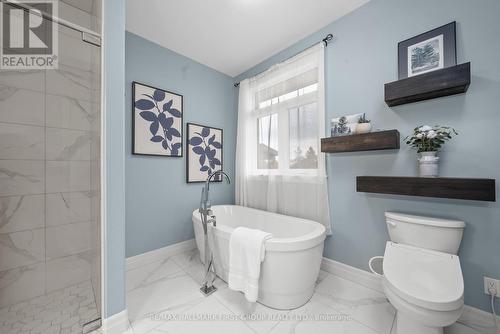 33 Crews Crescent, Quinte West, ON - Indoor Photo Showing Bathroom