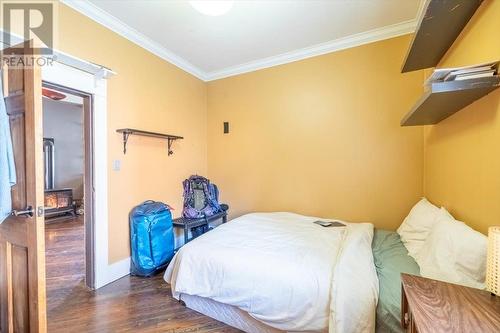 702 9Th Avenue, Fernie, BC - Indoor Photo Showing Bedroom