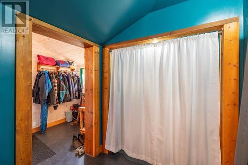 702 9Th Avenue, Fernie, BC - Indoor