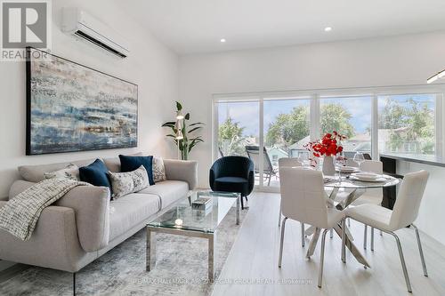 3 - 16 Minto Street, Toronto, ON - Indoor Photo Showing Living Room