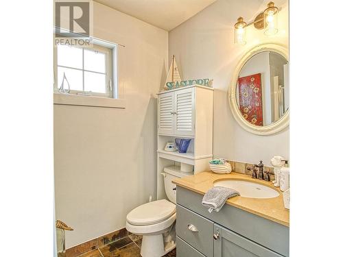 7016 Barcelona Drive Unit# 6, Kelowna, BC - Indoor Photo Showing Bathroom