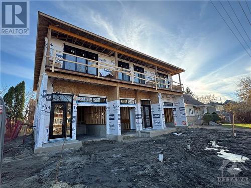 Exterior Front - 468-472 Mutual Street, Ottawa, ON - Outdoor With Balcony