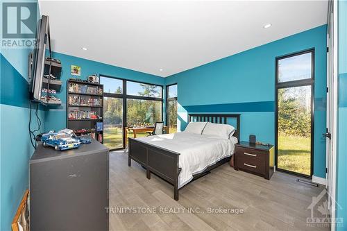 2068 Richmond Road, Lanark, ON - Indoor Photo Showing Bedroom