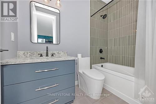 2068 Richmond Road, Lanark, ON - Indoor Photo Showing Bathroom