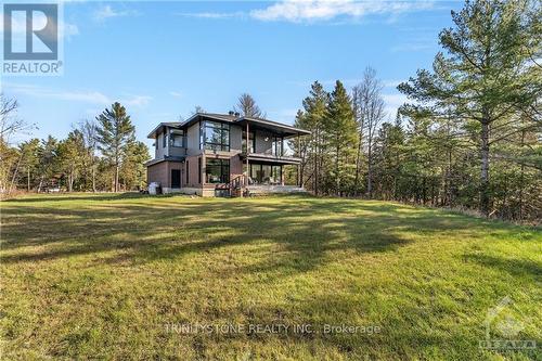 2068 Richmond Road, Lanark, ON - Outdoor