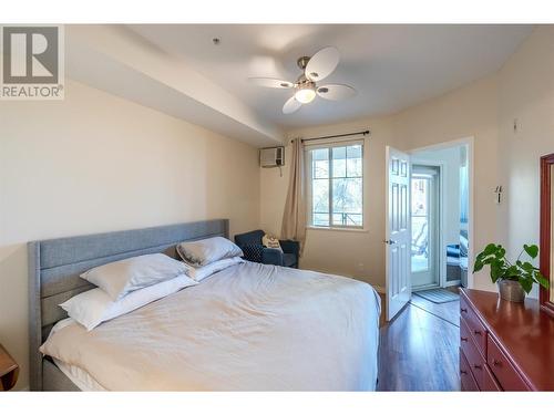 921 Spillway Road Unit# 103A, Oliver, BC - Indoor Photo Showing Bedroom