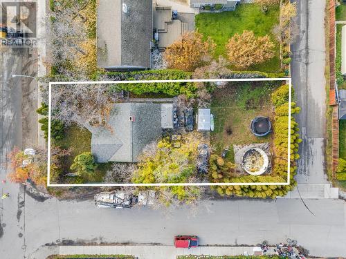 1054 Laurier Avenue, Kelowna, BC - Outdoor With View