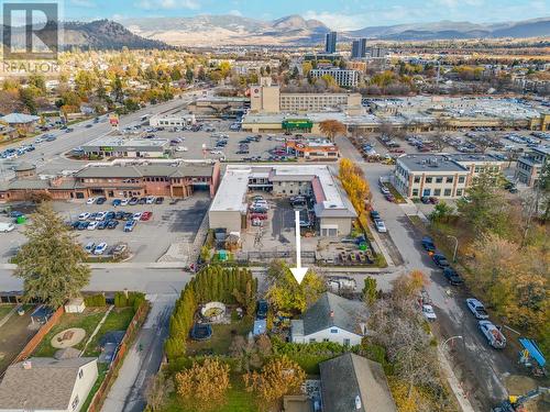 1054 Laurier Avenue, Kelowna, BC - Outdoor With View