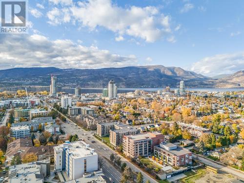 1054 Laurier Avenue, Kelowna, BC - Outdoor With View