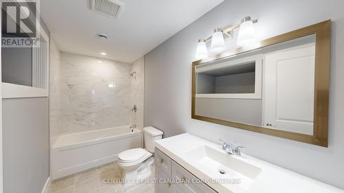 43 Carey Crescent, London, ON - Indoor Photo Showing Bathroom