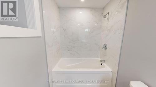 43 Carey Crescent, London, ON - Indoor Photo Showing Bathroom