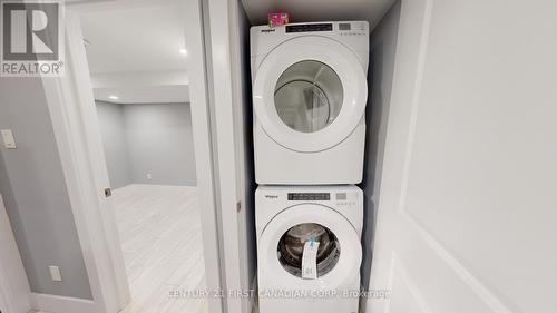 43 Carey Crescent, London, ON - Indoor Photo Showing Laundry Room