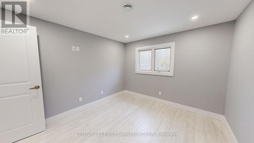 43 Carey Crescent, London, ON - Indoor Photo Showing Other Room