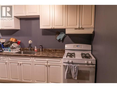 1741 1743 W 2Nd Avenue, Prince Rupert, BC - Indoor Photo Showing Kitchen