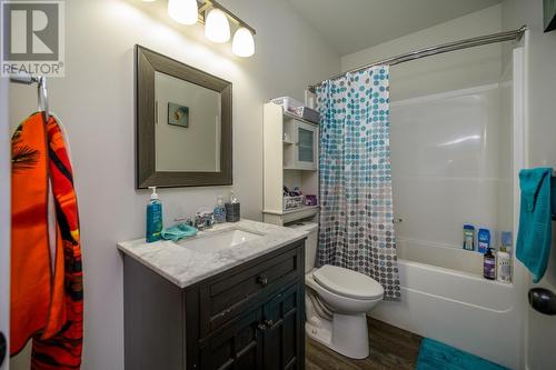 8265 Peter Road, Prince George, BC - Indoor Photo Showing Bathroom