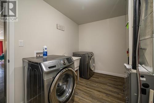 8265 Peter Road, Prince George, BC - Indoor Photo Showing Laundry Room