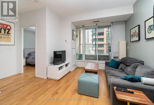 325 - 85 East Liberty Street, Toronto, ON - Indoor Photo Showing Living Room