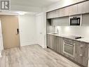 2121 - 585 Bloor Street E, Toronto, ON  - Indoor Photo Showing Kitchen With Upgraded Kitchen 