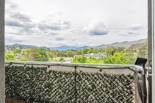 418-3409 28 Avenue, Vernon, BC - Outdoor With View