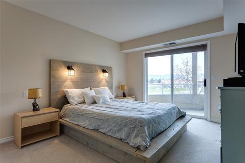 312-265 Snowsell Street, Kelowna, BC - Indoor Photo Showing Bedroom