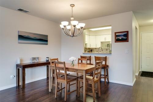 312-265 Snowsell Street, Kelowna, BC - Indoor Photo Showing Dining Room