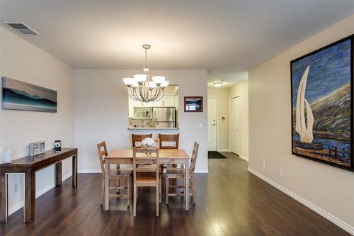 312-265 Snowsell Street, Kelowna, BC - Indoor Photo Showing Dining Room