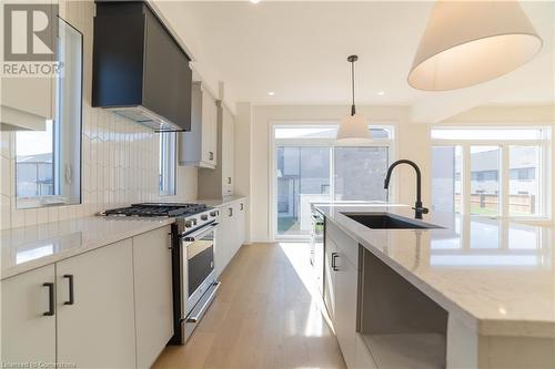 Lt 1 Wesley Boulevard, Cambridge, ON - Indoor Photo Showing Kitchen With Upgraded Kitchen