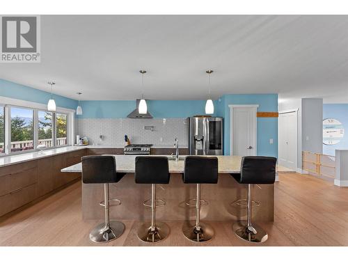 1572 Parkinson Road, West Kelowna, BC - Indoor Photo Showing Kitchen With Upgraded Kitchen