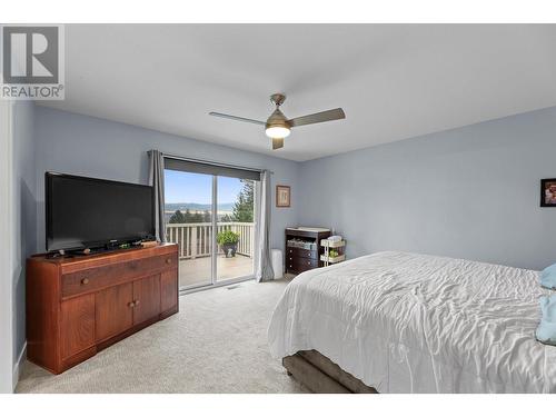 1572 Parkinson Road, West Kelowna, BC - Indoor Photo Showing Bedroom