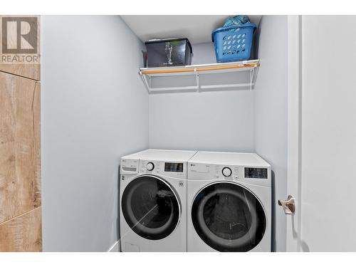 1572 Parkinson Road, West Kelowna, BC - Indoor Photo Showing Laundry Room