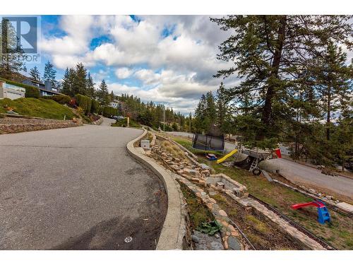 1572 Parkinson Road, West Kelowna, BC - Outdoor With View