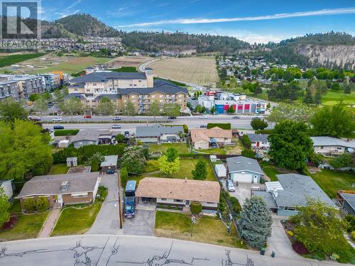 715 Glenburn Street, Kelowna, BC - Outdoor With View