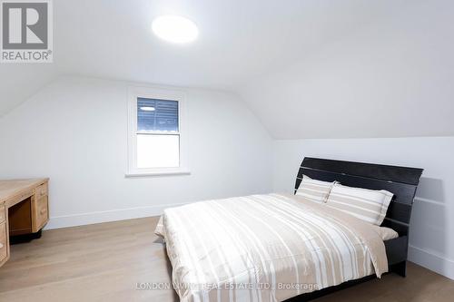 757 Fleet Street, London, ON - Indoor Photo Showing Bedroom