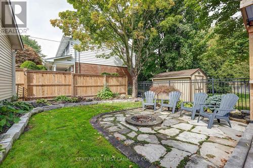 389 Mckeon Avenue, London, ON - Outdoor With Deck Patio Veranda With Backyard