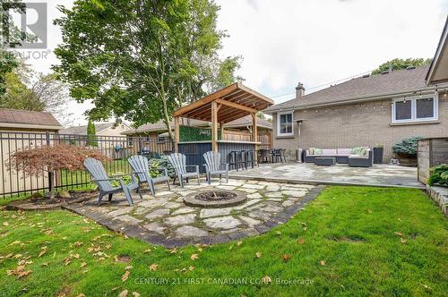 389 Mckeon Avenue, London, ON - Outdoor With Deck Patio Veranda