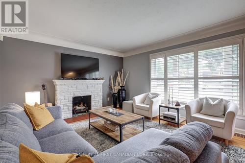 389 Mckeon Avenue, London, ON - Indoor Photo Showing Living Room With Fireplace