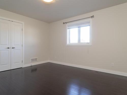 405 South Creek Square, Thunder Bay, ON - Indoor Photo Showing Other Room