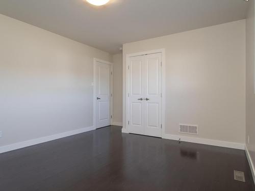 405 South Creek Square, Thunder Bay, ON - Indoor Photo Showing Other Room