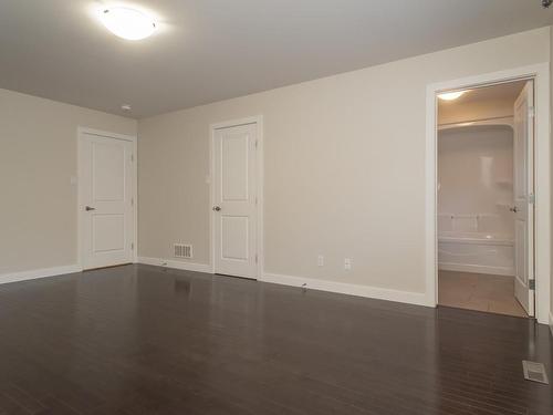 405 South Creek Square, Thunder Bay, ON - Indoor Photo Showing Other Room