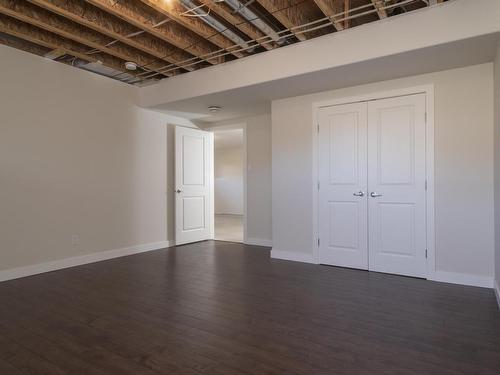 405 South Creek Square, Thunder Bay, ON - Indoor Photo Showing Basement