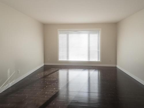 405 South Creek Square, Thunder Bay, ON - Indoor Photo Showing Other Room