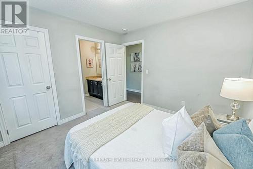 96 Bridlewood Boulevard, Whitby, ON - Indoor Photo Showing Bedroom