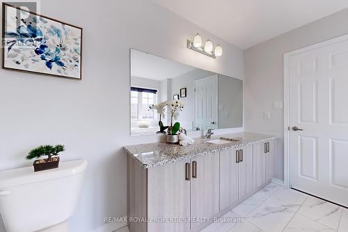 350 Coronation Road, Whitby, ON - Indoor Photo Showing Bathroom