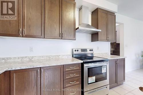 57 Decast Crescent, Markham, ON - Indoor Photo Showing Kitchen