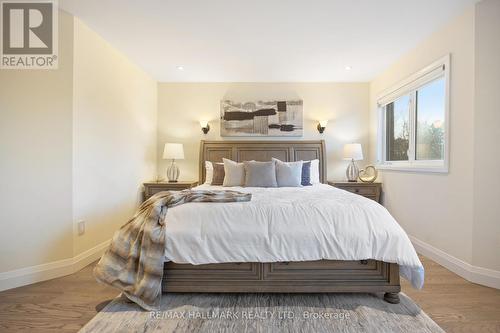 57 Brightsview Drive, Richmond Hill, ON - Indoor Photo Showing Bedroom